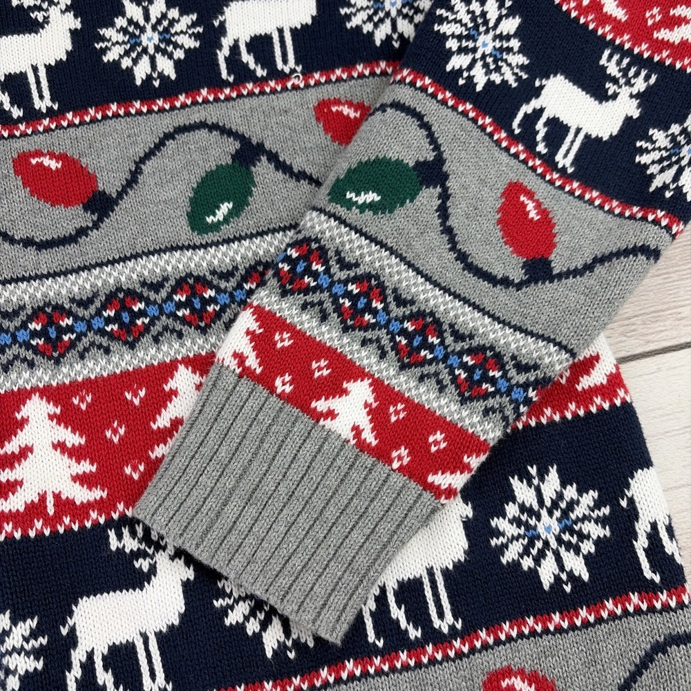 St Johns Bay Men's Medium Christmas Sweater Fair Isle Tree Lights Reindeer EXC - Picture 5 of 16